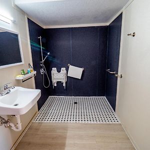 1 Queen Bed Mobility Accessible Rooms Non-Smoking
